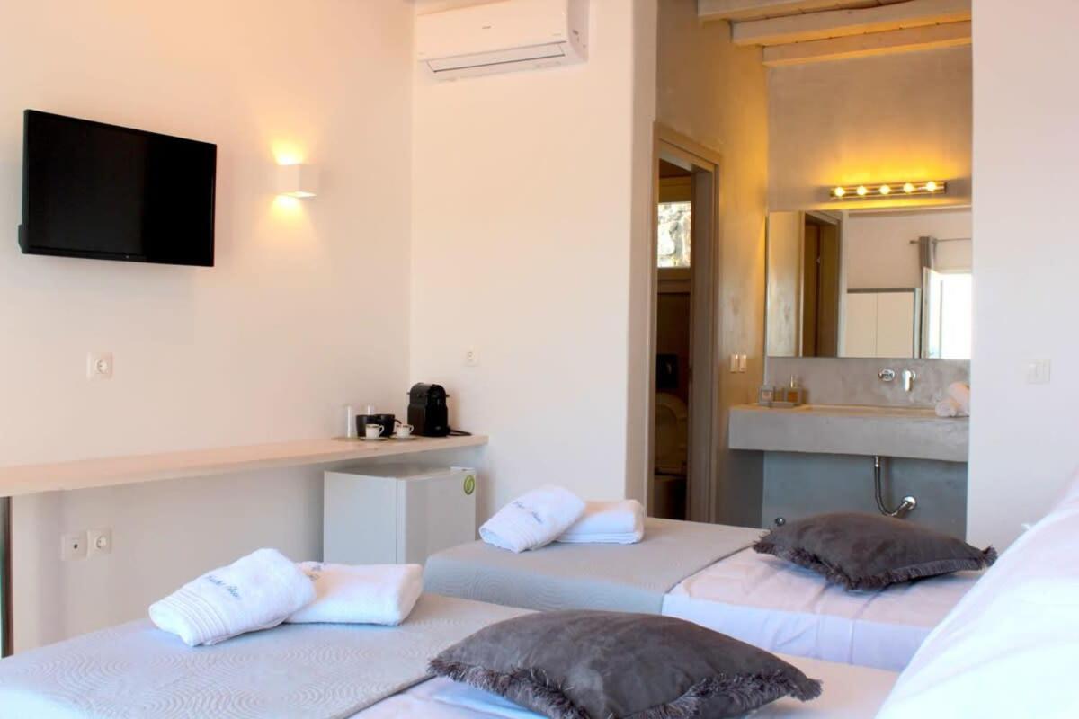 Mykonian Luxury Light Blue Villa With Private Pool Kalafatis Exterior foto